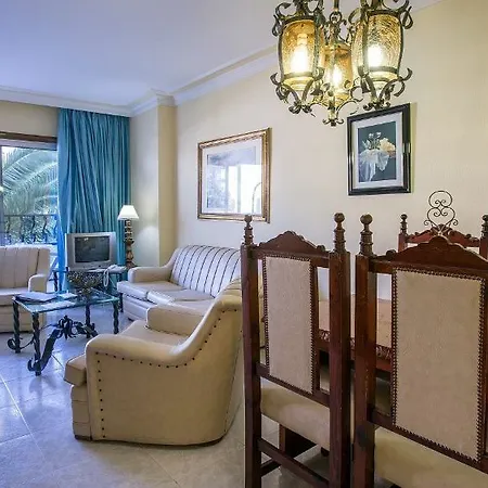 فندق ري كارلوس 3*